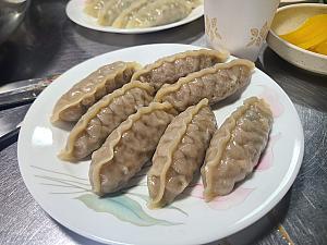 カルビ餃子。