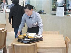 韓国料理対決、第７弾～百貨店フードコート対決～ フードコート デパートのフードコートデパ地下フードコート