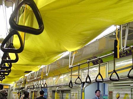 地下鉄２号線・サッカーテーマ列車「夢見るグラウンド」２００２