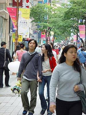春の明洞と東大門市場を歩いてみよう！～２００４年５月編