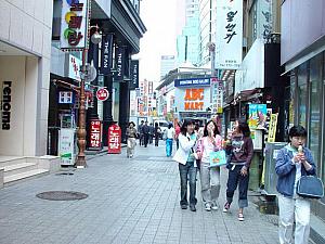 春の明洞と東大門市場を歩いてみよう！～２００４年５月編