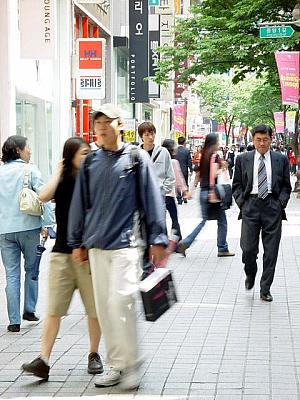 春の明洞と東大門市場を歩いてみよう！～２００４年５月編