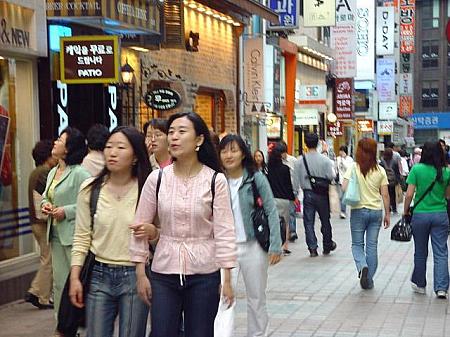 春の明洞と東大門市場を歩いてみよう！～２００４年５月編