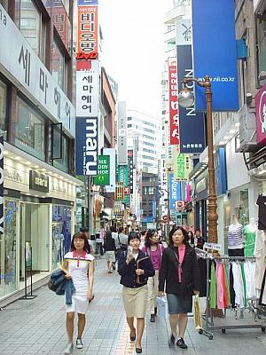 春の明洞と東大門市場を歩いてみよう！～２００４年５月編