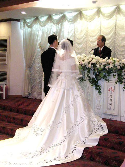 韓国の結婚式は ナビデザイナー チヘさん編 プサンナビ