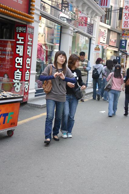 写真で見る釜山ファッションチェック ２００６年１１月 プサンナビ