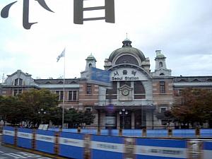 朝7時15分。ソウル駅を出発。
歴史の重みを感じさせる旧駅舎が見えます。