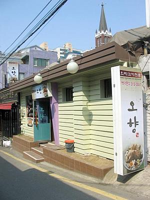 オリコギ（鴨肉）の専門店「オヒャン」が人気カフェ「HARUE」の隣りに誕生！