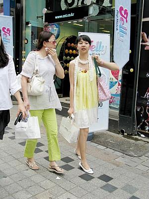 写真で見る明洞ファッションチェック！【２００８年８月】 ８月の服装8月の服装