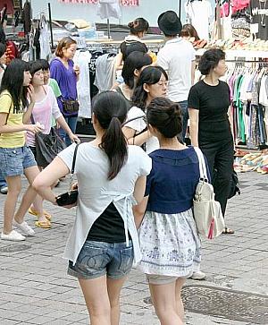写真で見る明洞ファッションチェック！【２００８年８月】 ８月の服装8月の服装
