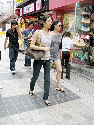 写真で見る明洞ファッションチェック！【２００８年８月】 ８月の服装8月の服装