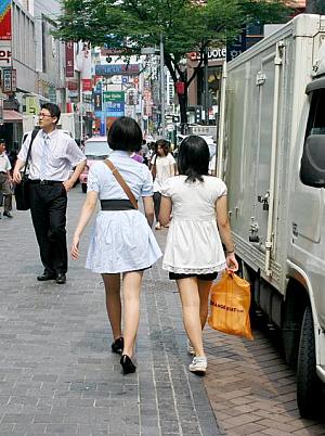 写真で見る明洞ファッションチェック！【２００８年８月】 ８月の服装8月の服装