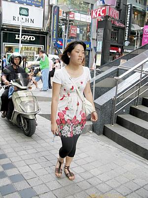 写真で見る明洞ファッションチェック！【２００８年８月】 ８月の服装8月の服装