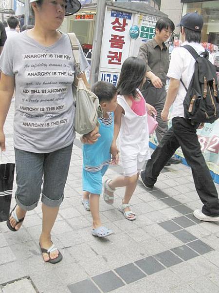 写真で見る明洞ファッションチェック！【２００８年８月】 ８月の服装8月の服装