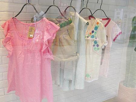 写真で見る明洞ファッションチェック！【２００８年８月】 ８月の服装8月の服装