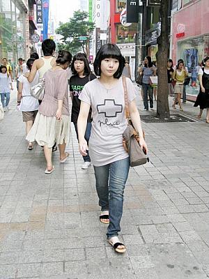 写真で見る明洞ファッションチェック！【２００８年８月】 ８月の服装8月の服装