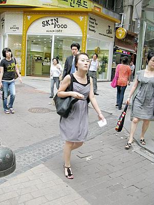 写真で見る明洞ファッションチェック！【２００８年８月】 ８月の服装8月の服装