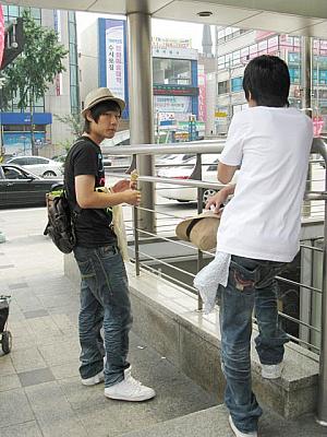 写真で見る明洞ファッションチェック！【２００８年８月】 ８月の服装8月の服装