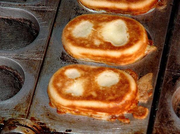 ケランパン1つ500ウォン。こげちゃった!! -明洞にて