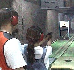 気分は女シティーハンター？ -木洞射撃場にて