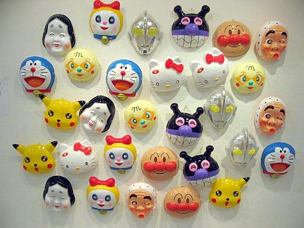 壁にはこちらも夏のお祭りを思い出させるお面が！韓国でも有名なキャラクターの中にひょっとこやオカメさんも＾＾