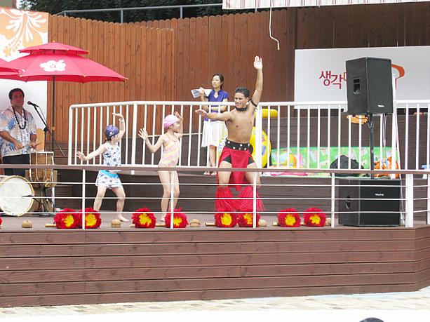 体験コーナーも。みんな、楽しい夏休みの思い出、できたかな！？