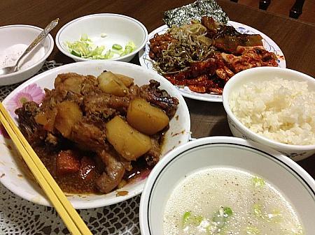 鶏肉とジャガイモを甘辛く煮た料理＆コムタン（牛骨スープ）