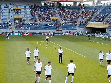 ゴンギツネのサッカー観戦レポート・第９回「６月１５日　決勝トーナメント１回戦ドイツｖｓパラグアイ」