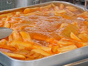 ６．スープの量が半分くらいになるまで煮詰めたら出来上がり～！