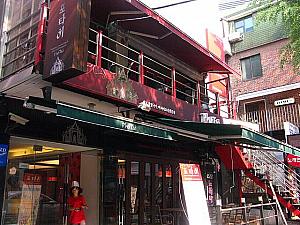 こちらもたくさんチェーン店のある、ベトナムサルグクス（フォー）のお店「Pho Tai」（ポータイ）