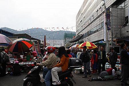 写真で見るチャガルチ祭り チャガルチ市場 光復路通り龍頭山公園