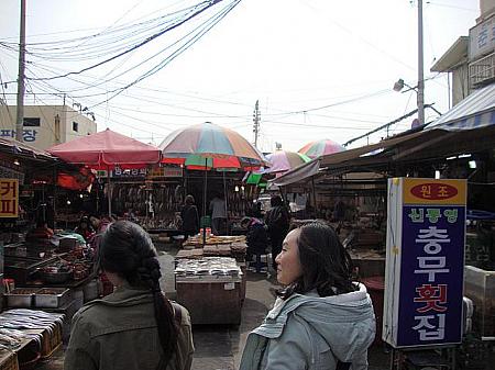 チャガルチ市場(자갈치 시장)!海産物盛りだくさんです。海の香り～