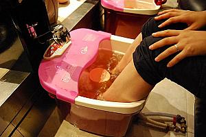 「全州韓方文化センター」での韓方足湯体験では、四象体質診断でその人に合ったものを処方してくれます♪