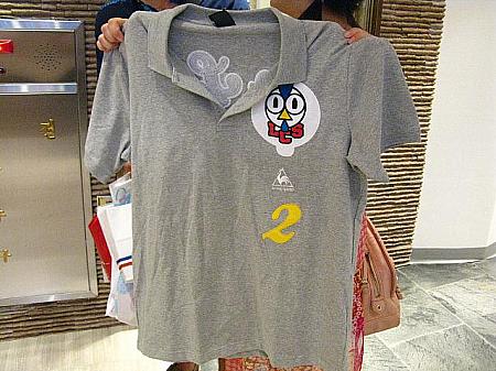 ルコックのポロシャツは、あっちゃんさん用。「この鳥、日本では見ないですね～～」89,000ウォン