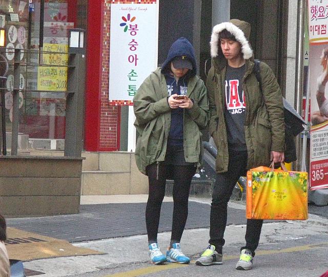 朝夕の気温はとうとう一桁台に こんな日のみんなのファッションは ソウルナビ