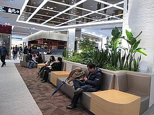 新しくできたロッテモール金浦空港に行ってきました！ 韓国のスーパー ロッテモール 金浦空港ロッテモール ソウルのショッピングモール 金浦空港 空港鉄道 デジタルパーク韓国の電気屋
