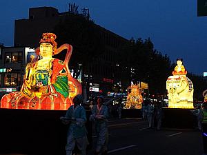 写真で見る燃灯（提灯）祝祭＆パレード２０１２！ 提灯パレード 燃灯パレード 燃灯祝祭 仏教ハンマダン提灯祭り