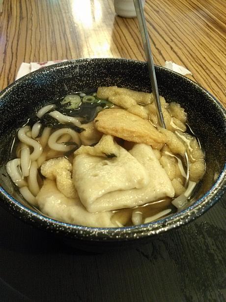 辛いのが苦手な方やお子様にはウドンもありますー！