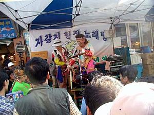 第21回チャガルチ祭り 刺身 フェ チャガルチ 新東亜水産物総合市場 水産物海鮮