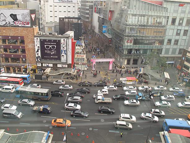 上から見渡す外の景色はこんな感じ～！とっても眺めがいいですョ！！