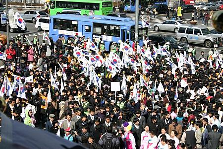 3/1は三一節（サミルジョル）。韓国は公休日になります。 三・一独立運動ソウルの休み