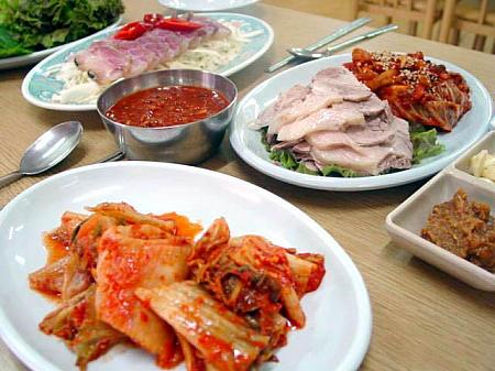 たみの韓国料理かぶりつき、第２回～ホンオサマッを食べてみよう！ エンナル５ガ・ホンタッチッ エンナル５ガホンタッチッ エンナルオーガホンタッチッ ホンオサマッ ホンオ三合ガンギエイ