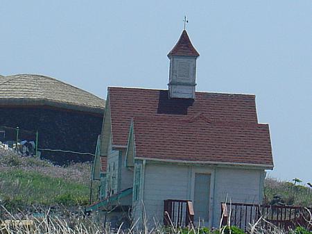 島内唯一の教会