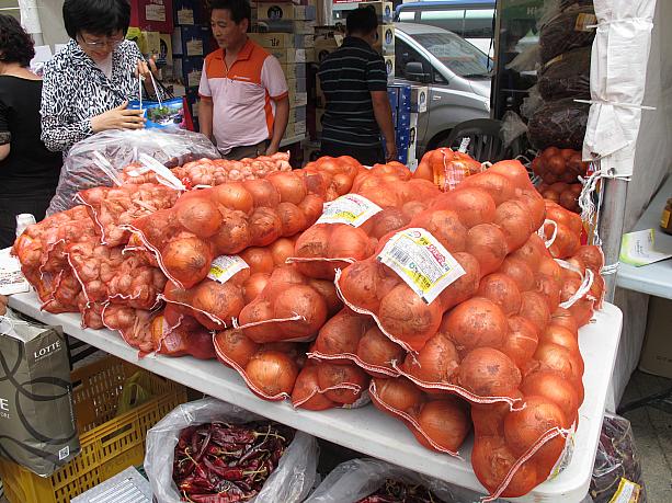 うわ～あ！大量の玉ねぎとにんにく！！