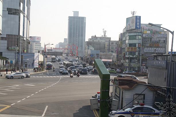 屋台で話題だったお店ですが、現在は光復路の入り口に店舗をオープン！お店からは影島大橋も見渡せるお店！詳細は後日のプサンナビにて。