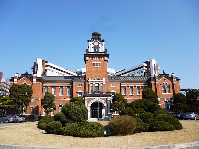 京城帝国大学