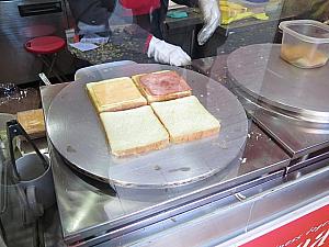 ソウルで朝のトースト食べ歩き！ トースト B級グルメ ソウルで朝ごはん 朝ごはん ホボントースト Isaac 屋台のトースト屋台トースト