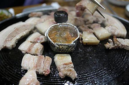 ナビスタッフが選ぶ！２０１４年に美味しかった韓国料理、ベスト５！ ハヌモドゥム タヒンジョン カンヌンチッ ホットッ カンジャンセウ テジスップルコギ カルマンドゥ クデロトースト 黒豚 サバの刺身 キンパッ コプチャン ポックンパッ オムクコロッケ ソモドゥムクイ ヘムルチズトッポッギ 海鮮チーズトッポッギ トリプルチョコレートピンス ユッケ メウンチョッパル 辛い豚足 スンコプチャン ソテッチャン イチゴピンス コギコギセット オットゥギ・コッコッコッ・ラミョンポッキ ナンマンチキンフォンデュ トゥルケスジェビ クグシ（ハヌ）安東式カルグクス トドックイジョンシッ コンドゥレパッ 朝鮮アザミ入りのごはん ミンムルメウンタン 十合婆羅蜜床 シバッバラミルサン メミルタッカルグクス ティギム・クリームチーズキンパッ カルビチム 烏骨鶏参鶏湯 ソコプチャン トゥッペギプルコギ 牛スユクナビスタッフ
