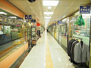 ソウルの地下商街 地下街 地下商店街 チハサンガ 地下道 地下鉄駅地下通路