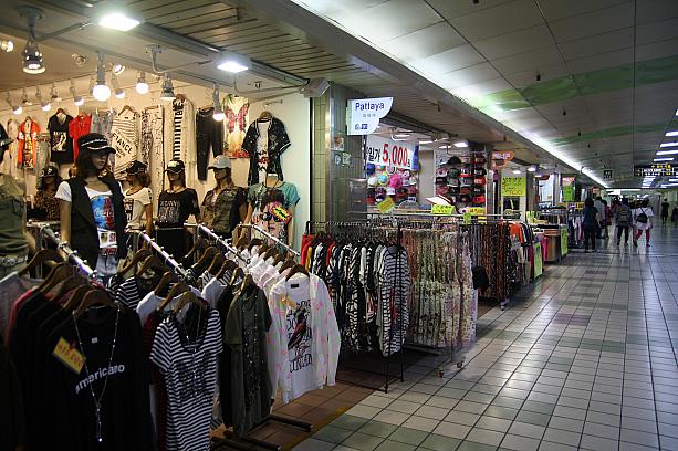 雨が降っても、暑くても、寒くても利用できるのが地下の商店街！中央駅からチャガルチ駅まで長い地下道がオススメ～！
